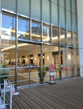 神保町三井ビルの外観