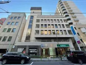 東久ビルの外観
