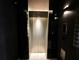 ARAプレイス赤坂の外観