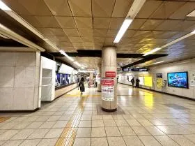 赤坂駅