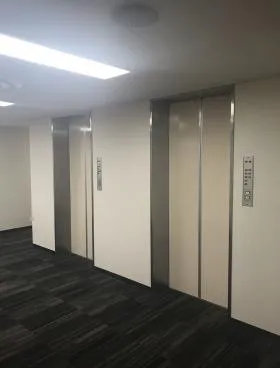 松村ビル本館の外観