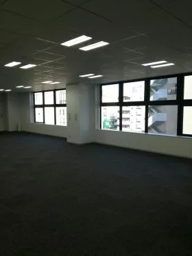 Daiwa神保町3丁目ビルの外観