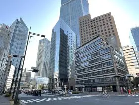 虎ノ門アルセアタワーの外観