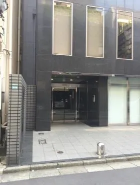 瀬川池袋ビルの外観
