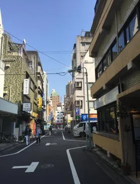 瀬川池袋ビルの外観