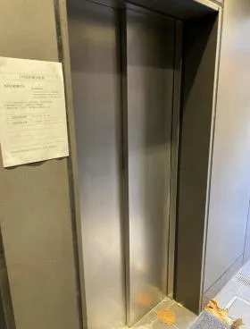 IMAS新橋ビルの外観