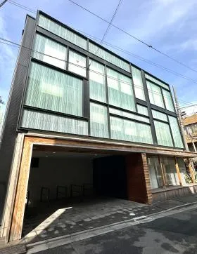 千駄ヶ谷3丁目ビルの外観