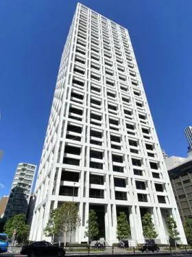 Regus(リージャス)赤坂Kタワービジネスセンターの外観