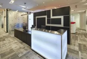 Regus(リージャス)赤坂Kタワービジネスセンターの外観