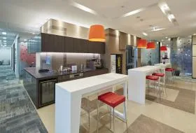 Regus(リージャス)赤坂Kタワービジネスセンターの外観