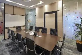 Regus(リージャス)赤坂Kタワービジネスセンターの外観