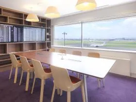 Regus(リージャス)エクスプレス羽田空港第1ターミナルの外観