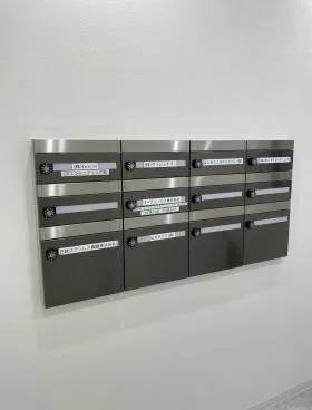 小野薬品工業(株)ビルの外観