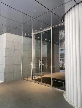 PMO四ツ橋本町ビルの外観
