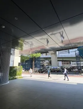 PMO四ツ橋本町ビルの外観