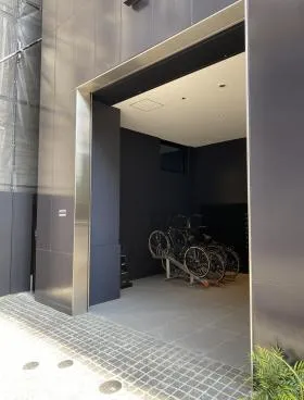 PMO四ツ橋本町ビルの外観