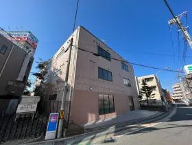 戸田公園駅前テーワイビルの外観