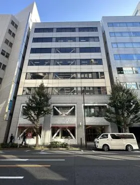 神田プラザビルの外観