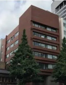 勾当台イーストビルの外観