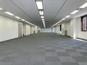 アーバンセンター神田司町の外観