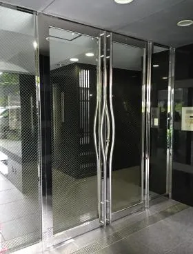 協新ビルヂングの外観