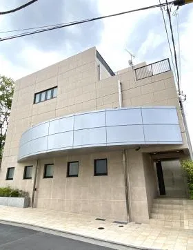 神宮前リライアンスビルの外観