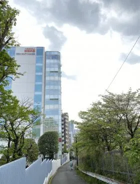 神宮前リライアンスビルの外観