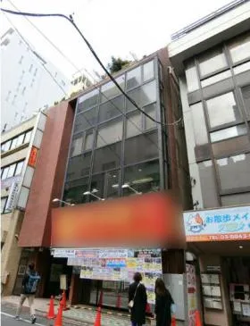 山口ビルの外観