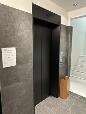 U square高田馬場ビルの外観