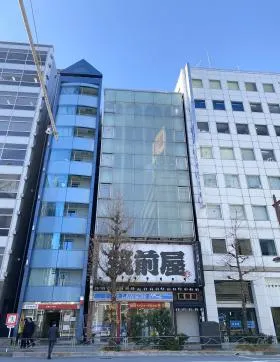 共伸会館ビルの外観