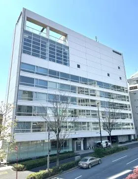 白寿本社ビルの外観