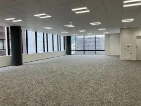 ヒューリック銀座一丁目ビルの外観