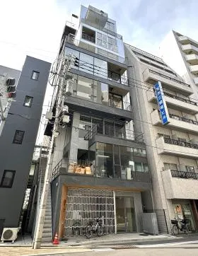 WHARF神田三崎町ビルの外観