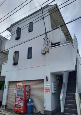メゾンフラワーの外観