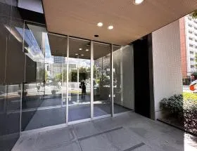 京阪大手町ビルの外観