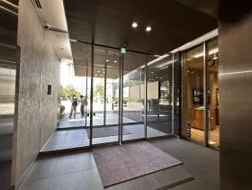 京阪大手町ビルの外観