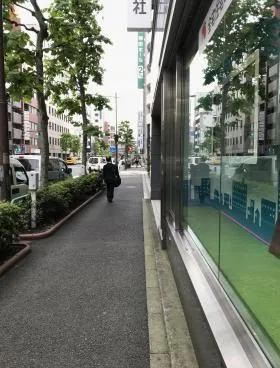 センボービルの外観