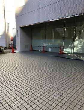 麹町中労基協ビルの外観