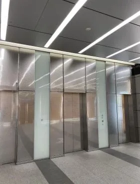 麹町スクエアビルの外観