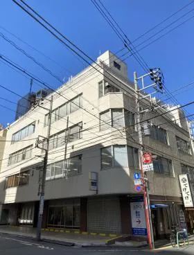 第二プレシーザビルの外観