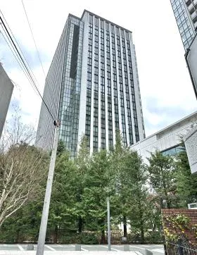 JA共済ビルの外観