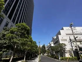 JA共済ビルの外観