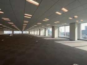 有楽町イトシアオフィスタワーの外観