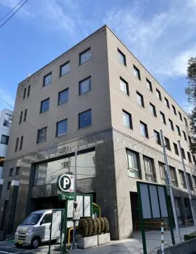 六番町学園通ビルの外観