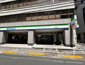 ファミリーマート