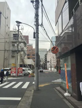 ニュー西新橋ビルの外観