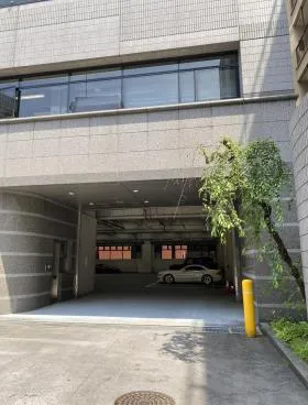 恵比寿スクエアビルの外観