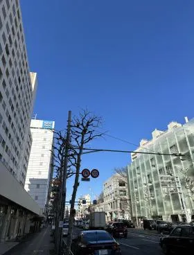 広尾コンプレックス(一期)ビルの外観