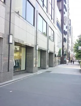青山ファーストビルの外観