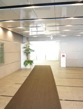 青山ファーストビルの外観
